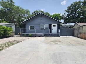 Building Photo - 3924 45th Ave N