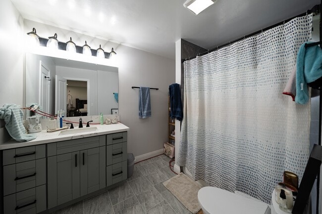 Building Photo - 3709 Avenida Palo Verde