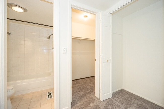 Building Photo - 15739 SE 175th Pl