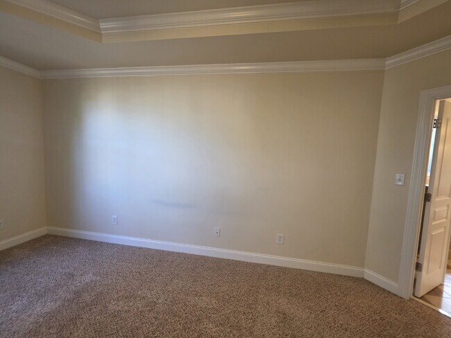 Building Photo - Spacious 4-Bedroom Home for Rent in Kings Grant Fayetteville – 15 Minutes from Fort Bragg