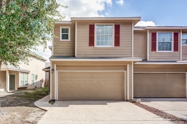 Building Photo - 6118 Yorkglen Manor Ln