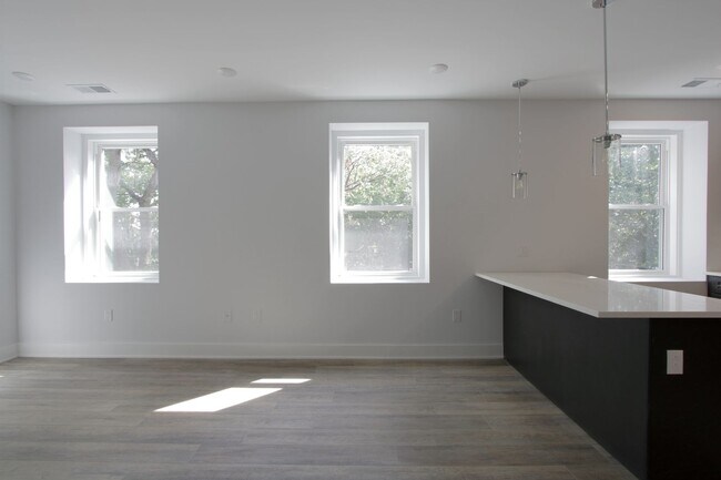 Interior Photo - The Allengrove