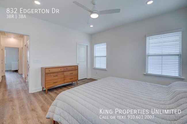 Building Photo - 832 Edgerton Dr