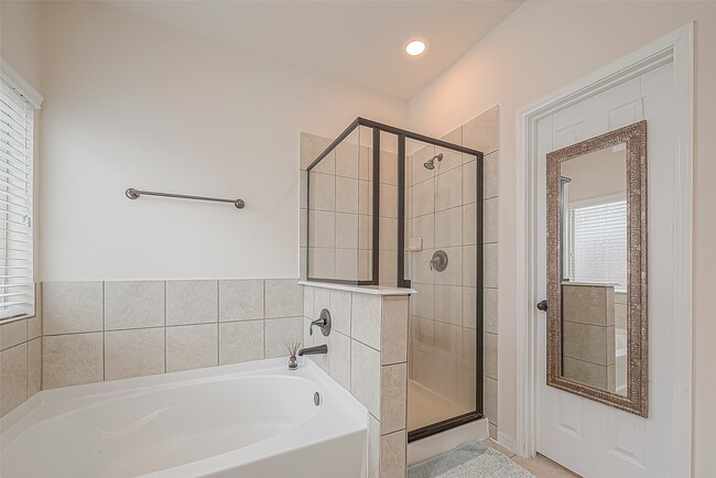 Building Photo - 13206 Versace Dr