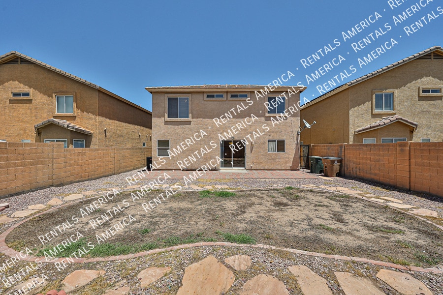 Building Photo - 11627 W Cheryl Dr