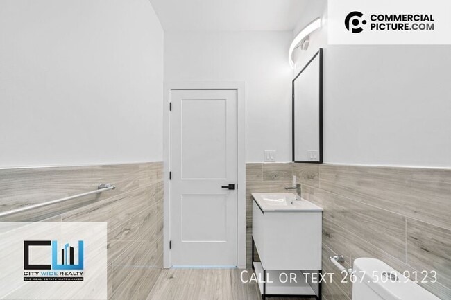 Building Photo - 1845 Hartranft St