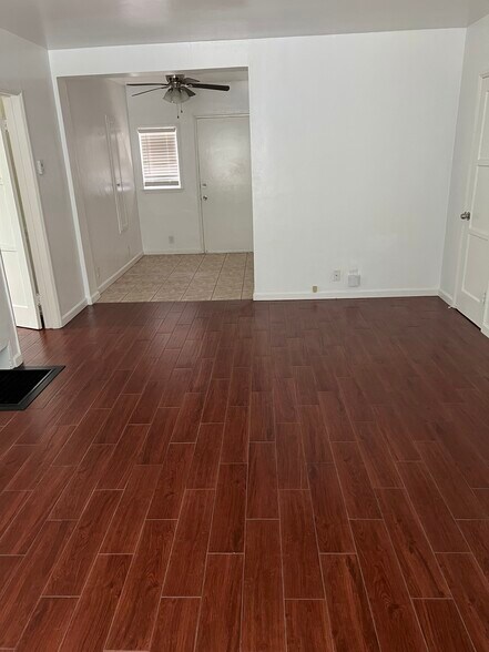 Living Room - 1809 S Orange Dr