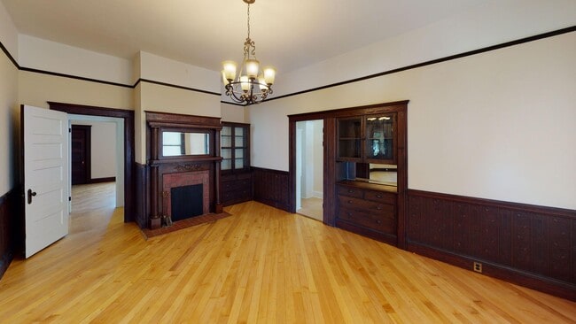 Building Photo - Beautiful 4-Bedroom Home in the Heart of San Luis Obispo!