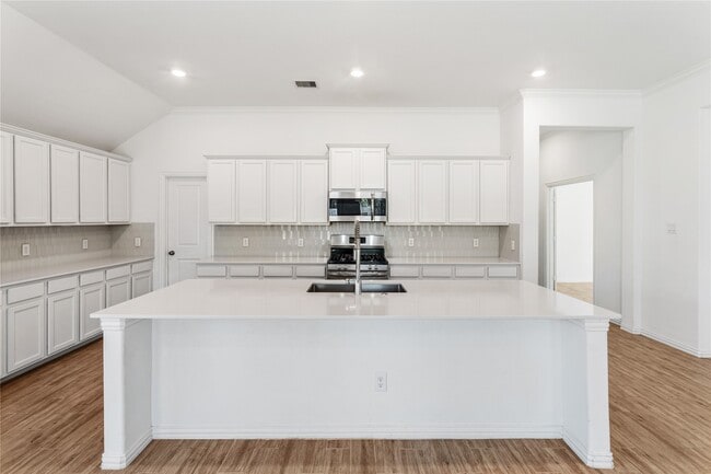 Building Photo - 13018 Hydeland Dr