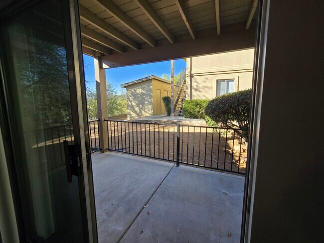 Building Photo - M&J Properties 161