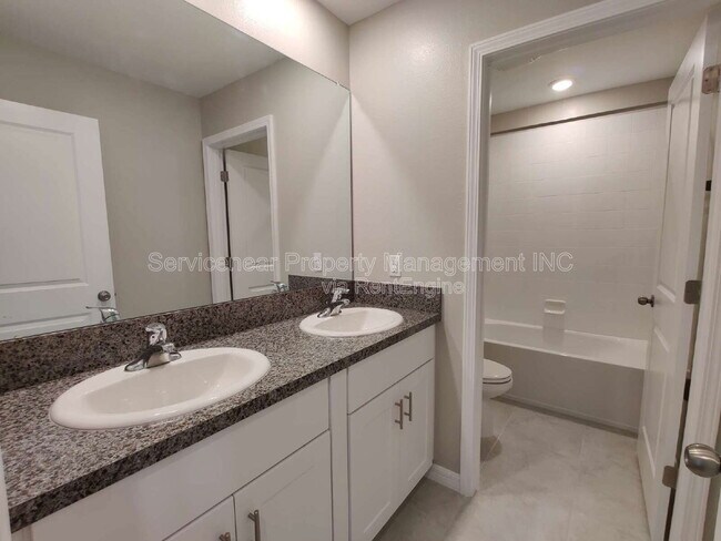 Building Photo - 31743 Barrel Wave Way