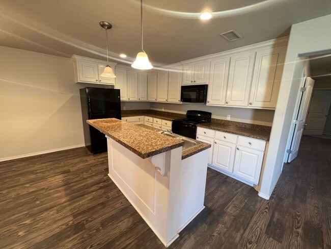 Building Photo - AVAILABLE NOW! 3 bedroom 2 bathroom 2 car garage in Cooper ISD