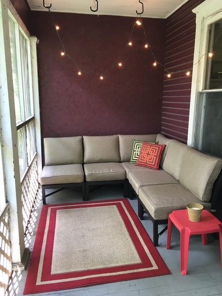 private screened porch - 441 Richwood Ave