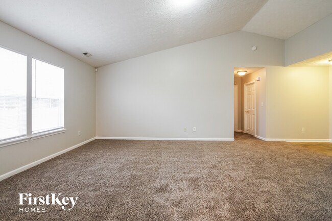 Building Photo - 11638 Lone Pine Cir