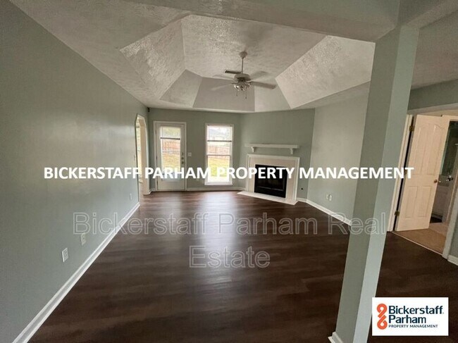 Building Photo - 6226 Bayberry Dr