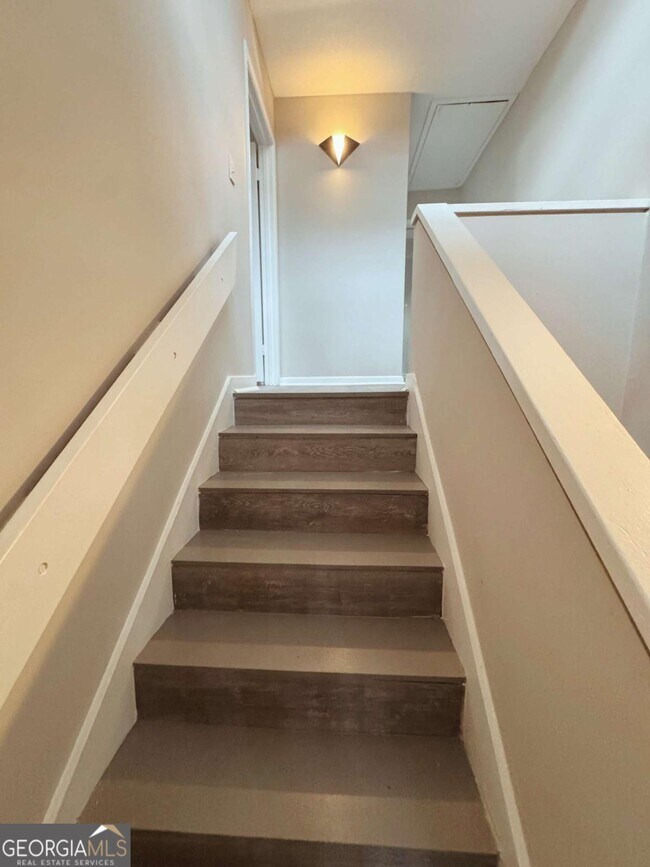 Building Photo - 2525 Terrace Trail