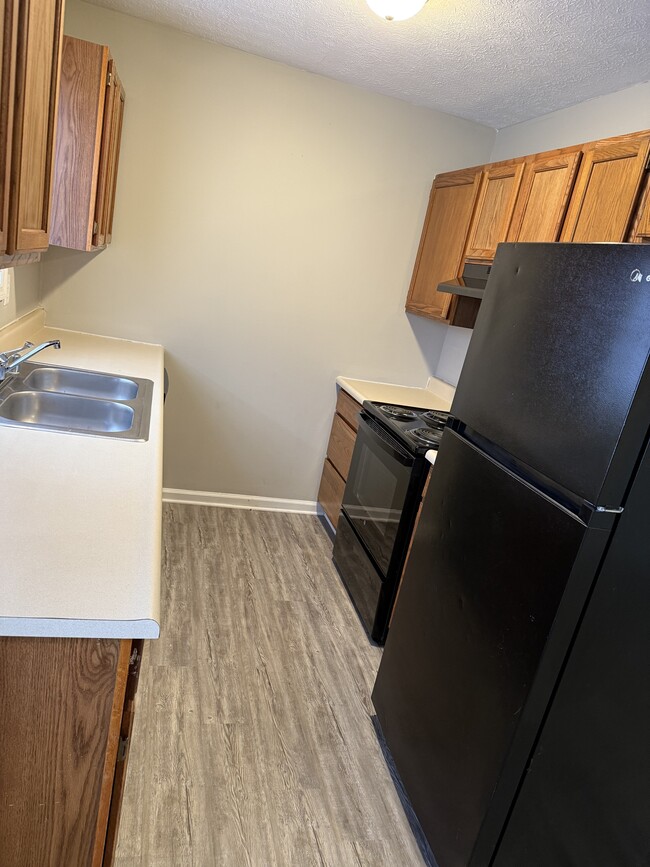 Building Photo - 306 McDougal Ave