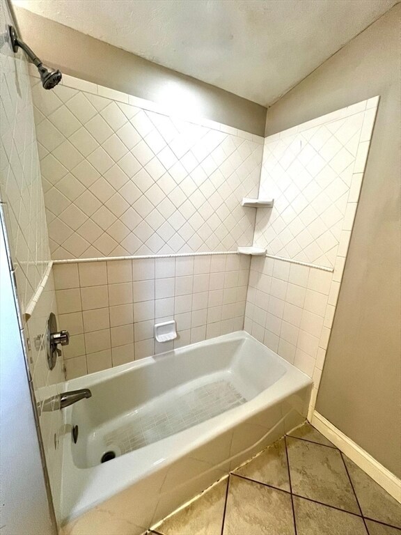 Building Photo - 199 Andover St