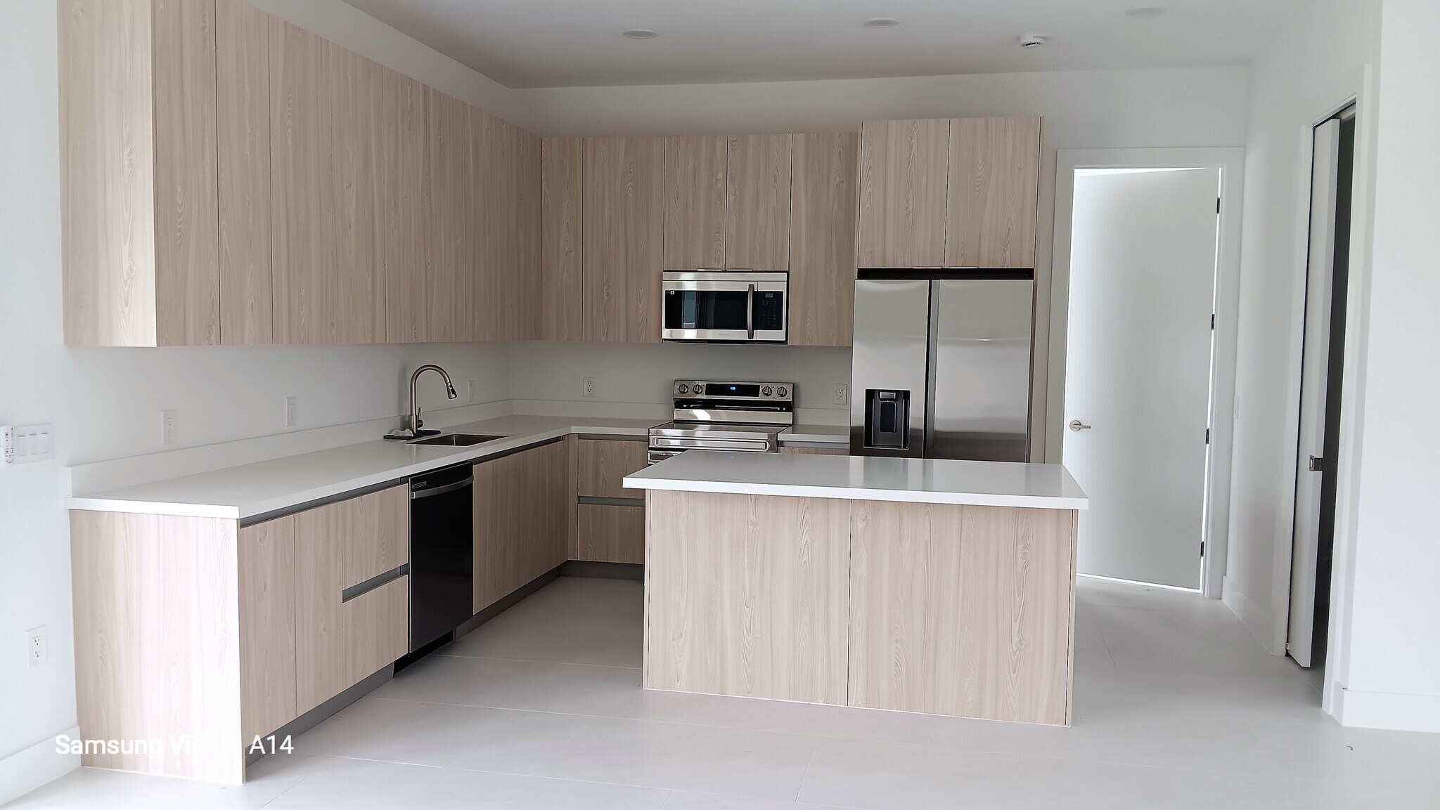 Building Photo - 161 Antilla Dr
