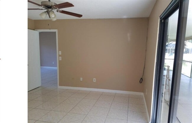 Building Photo - 3546 Acorn St