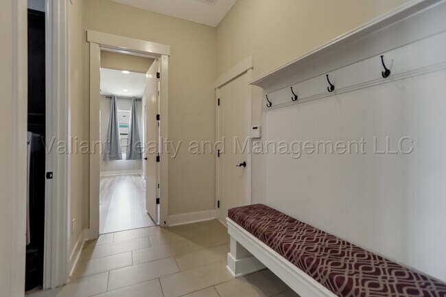 Building Photo - 50 Silver Sage Ln