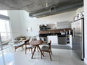 Building Photo - 690 SW 1st Ct