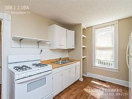 Building Photo - 123 Hagerman Ct