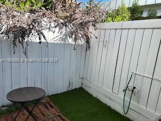 Building Photo - 3475 SW 1st Ave