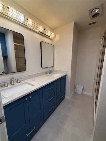 Building Photo - 7135 Cosgrove Dr