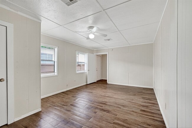 Building Photo - 12731 Wanda Way