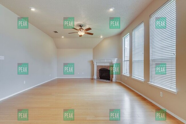 Building Photo - Sweetheart Deal! Sign a Lease by 2/15 & Ge...