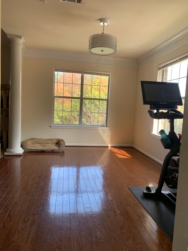 Dining area/ living room extension - 327 Edisto Ct