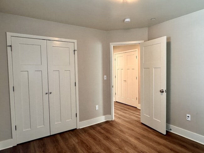 Building Photo - 230 Pello Ln