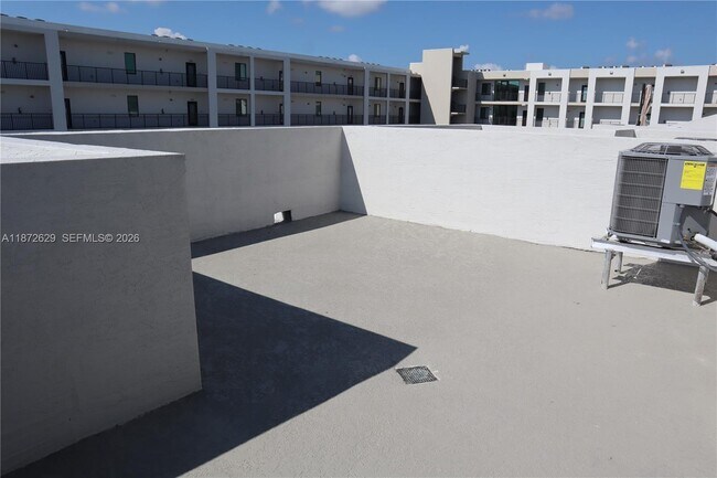 Building Photo - 8118 NW 42nd St