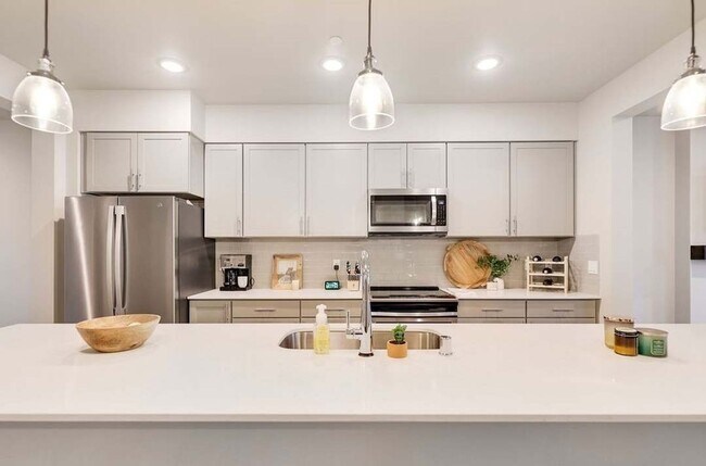 Building Photo - July Rent Free! Newer 3-Bedroom Home with Smart Features, Tandem Garage & Modern Finishes