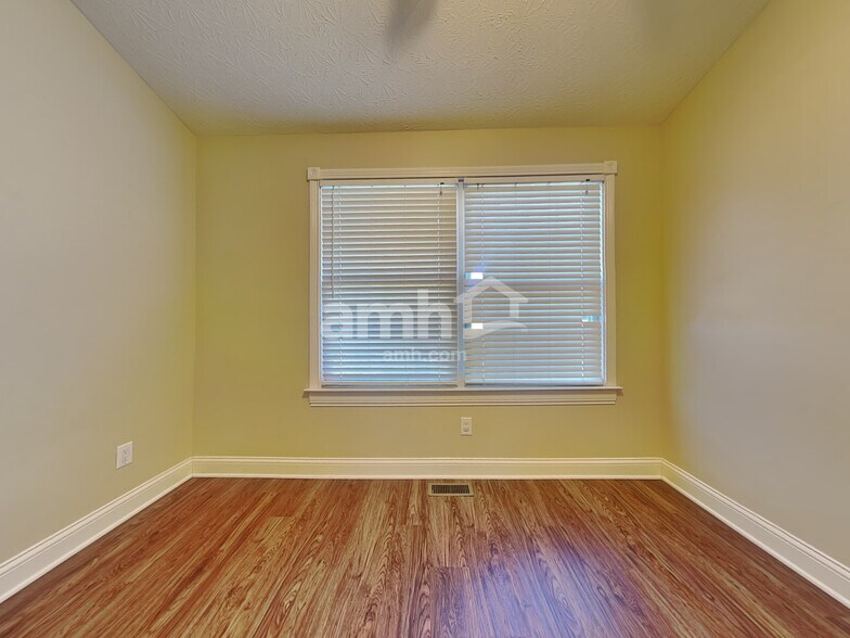 Building Photo - 10418 Antietam Rdg