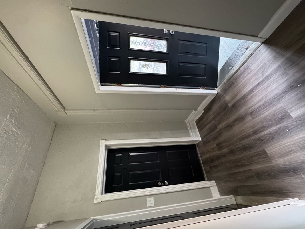 Building Photo - 241 N 4th St