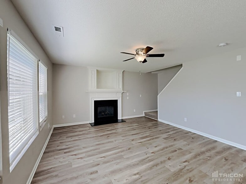 Building Photo - 2801 Trassacks Dr