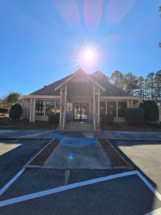 Building Photo - 4615 Dow Ct