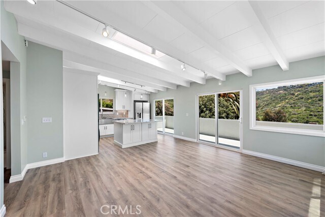 Building Photo - 1435 Bluebird Canyon Dr