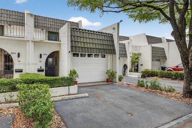 Building Photo - 8896 SW 62nd Terrace