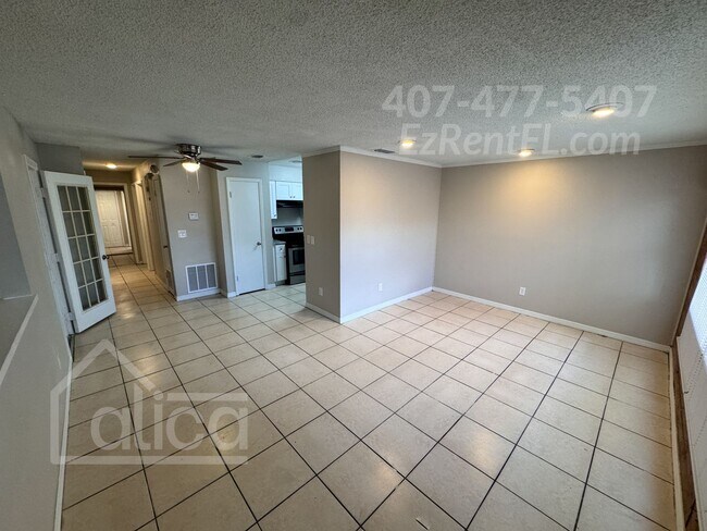 Building Photo - Spacious & Stylish 6BR Home with Modern Up...