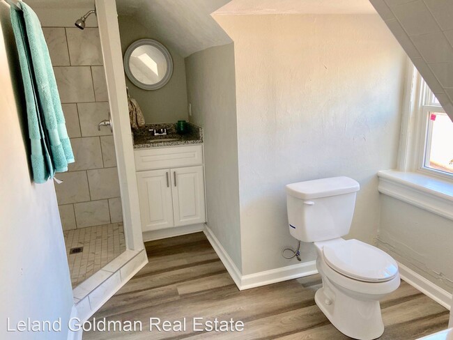 Building Photo - 1 br, 1 bath Apartment - 709 Stockley Gardens