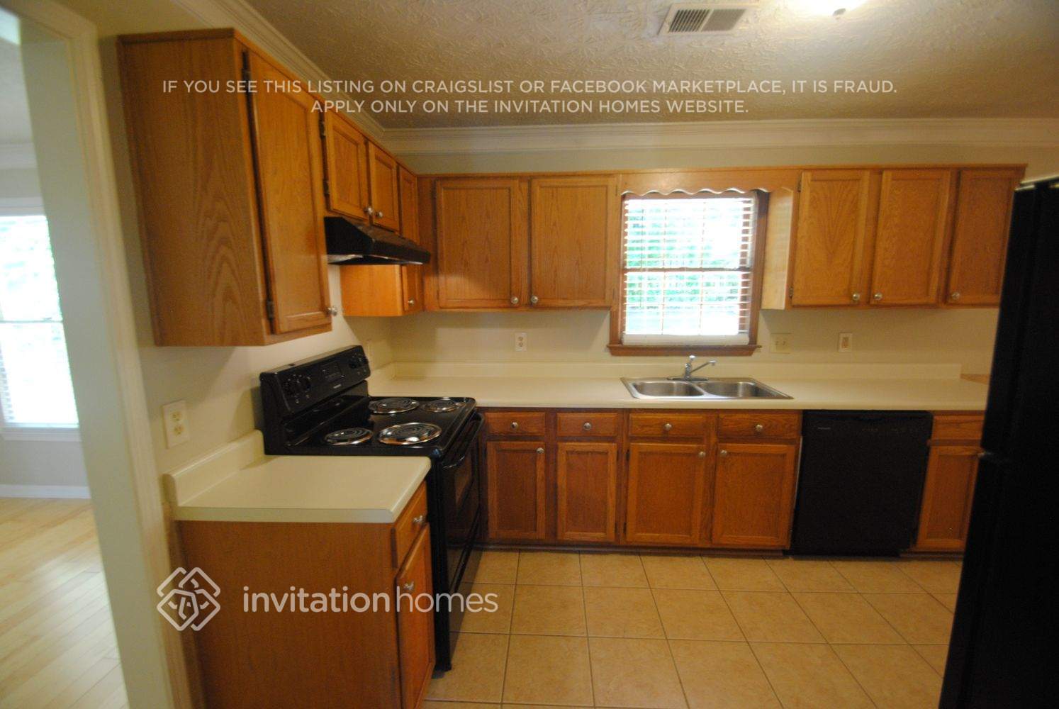 Building Photo - 5690 Sugar Crossing Dr