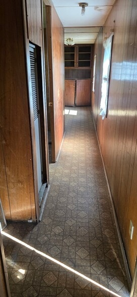 Building Photo - 43124-4M-43 M-43