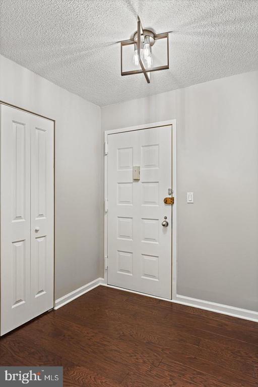 Building Photo - 8350 Greensboro Dr