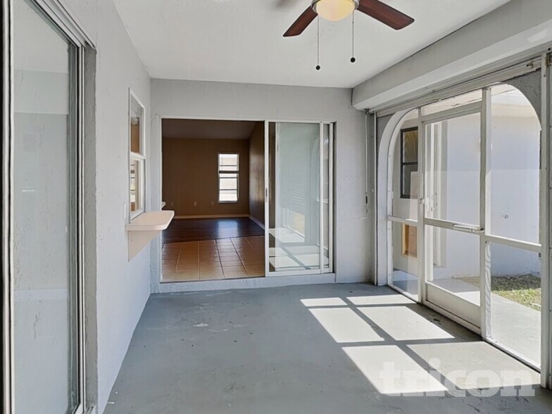 Building Photo - 26429 Asuncion Dr