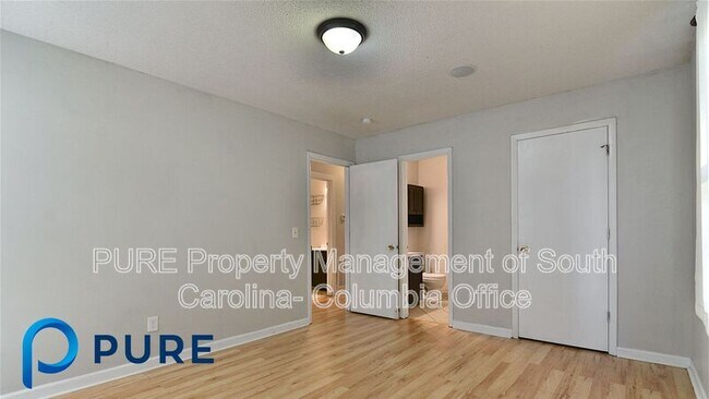 Building Photo - 1829 Memorial Dr