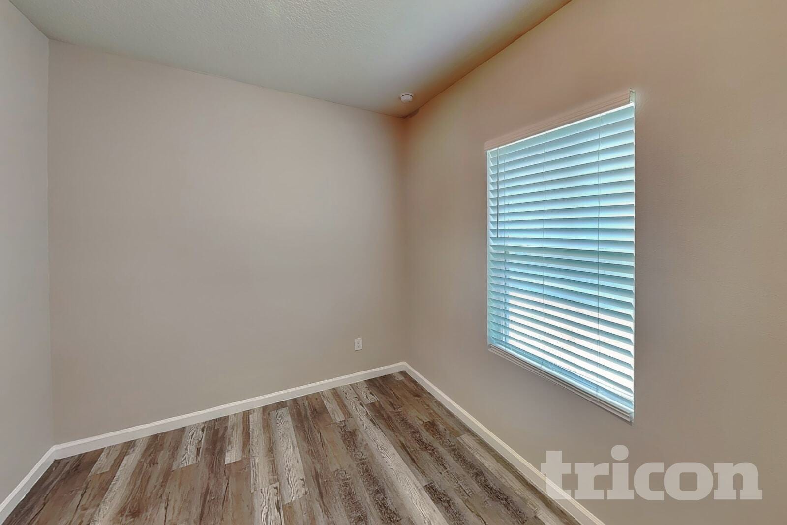 Building Photo - 1073 Cades Cv Wy