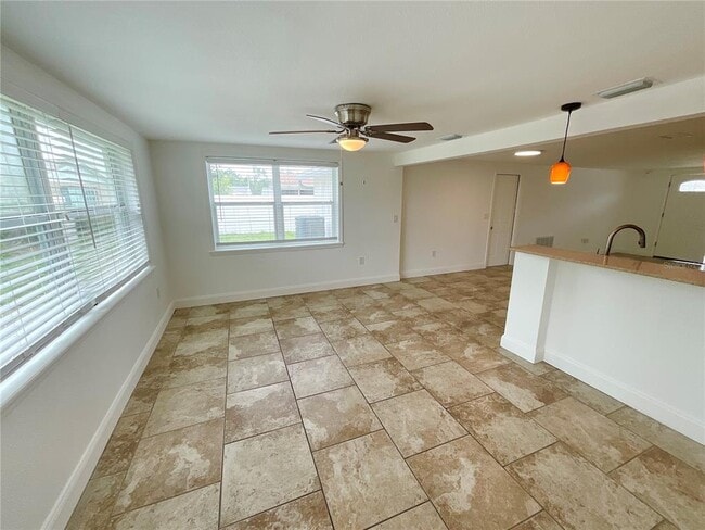 Building Photo - 4233 Belle Isle Ct